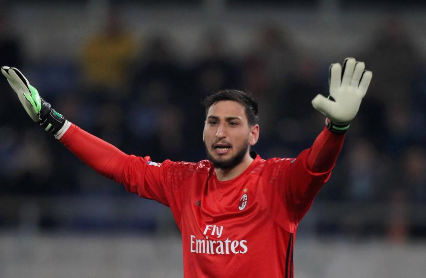 十年首秀紀(jì)念日：多納魯馬社媒曬圖追憶往昔，曼城新援感恩成長(zhǎng)