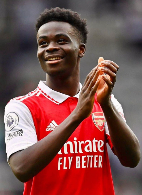 阿爾特塔賽后披露阿森納傷情動態(tài)：薩卡帶病出戰(zhàn)存隱憂，賴斯等球