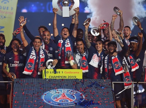 <a href='https://www.www.llxzyyy.com/news/tag/1124.html' style='color: blue;'>巴黎圣日耳曼</a>：歐冠賽場(chǎng)的青春風(fēng)暴與冠軍傳奇新篇