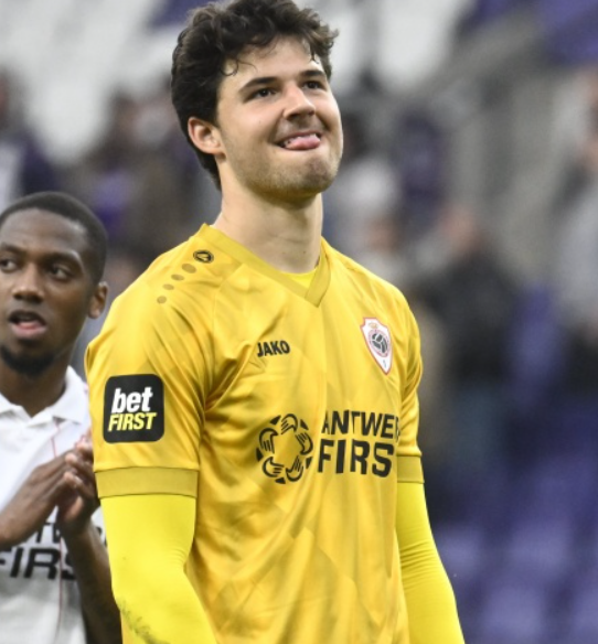 本 - 福斯特盛贊曼聯(lián)門(mén)將拉門(mén)斯精彩撲救