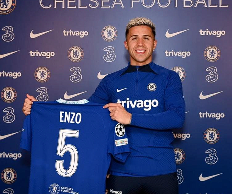 2025 - 26賽季英超第10輪：切爾西力克熱刺，恩佐社交