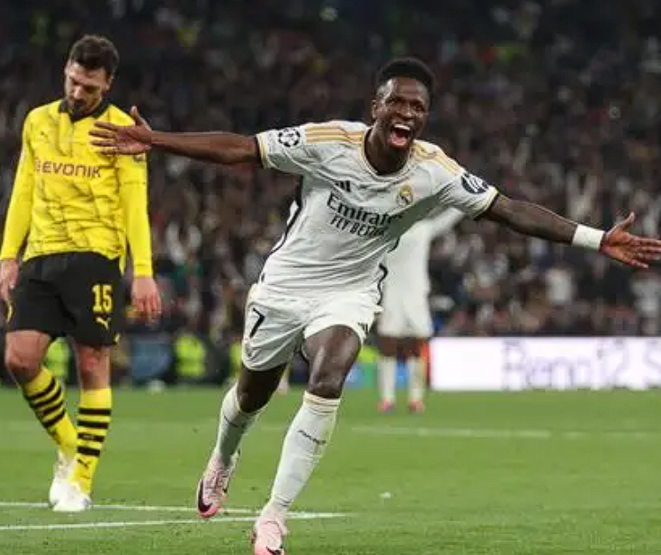 皇馬大勝瓦倫西亞：維尼修斯里程碑之戰(zhàn)，躋身隊史巴西球員出場三