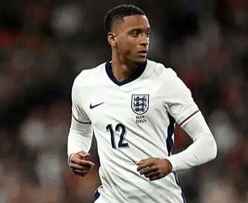 利物浦主場奏凱維拉雖敗猶榮，孔薩坦言失誤受懲需保持信心