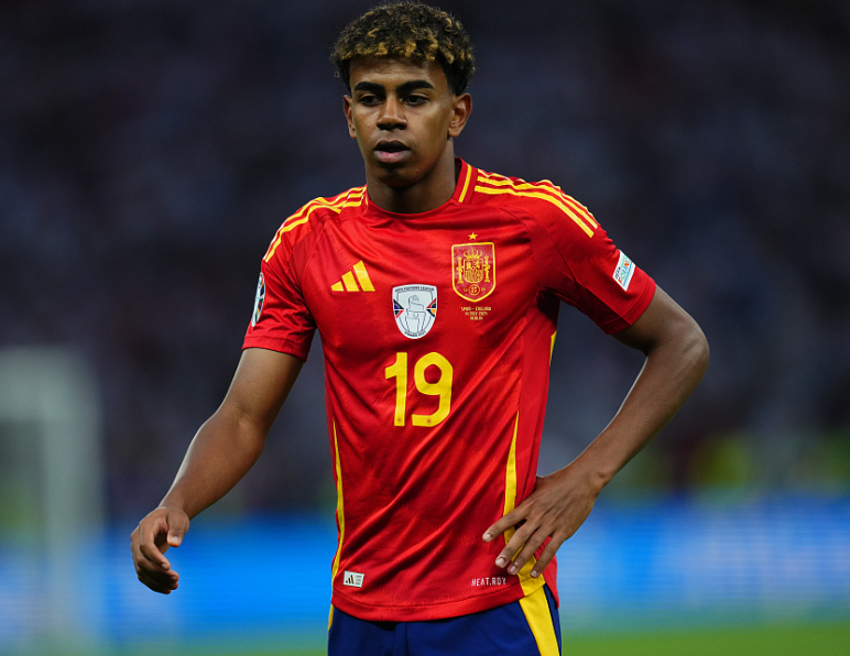 伊涅斯塔談巴薩現(xiàn)狀、球員成長與教練規(guī)劃