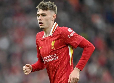 利物浦新星布拉德利：歐冠賽場閃耀，青訓教練盛贊其天賦與智慧