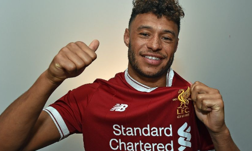 張伯倫的抉擇：重返英倫賽場，家庭與足球的雙重考量