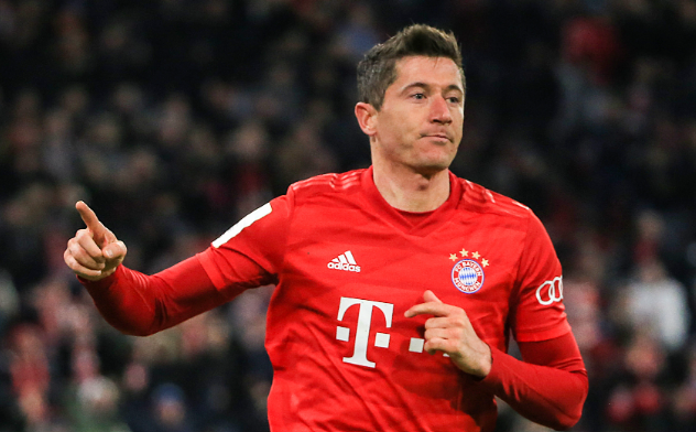 萊萬(wàn)周末雙線出擊：賽場(chǎng)建功后赴美共慶波蘭獨(dú)立日