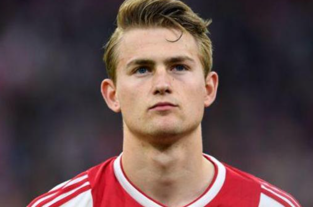 費迪南德盛贊曼聯(lián)三將：各展所長鑄就紅魔希望