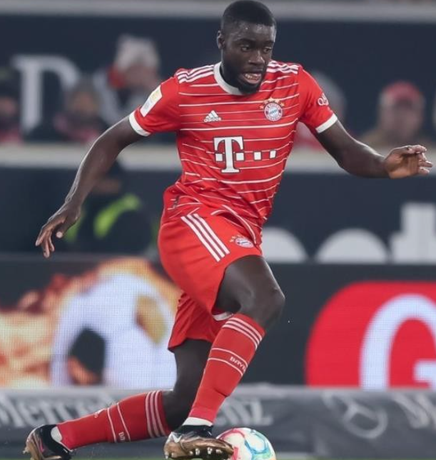 <a href='https://www.www.llxzyyy.com/news/tag/1124.html' style='color: blue;'>巴黎圣日耳曼</a>關(guān)注于帕梅卡諾轉(zhuǎn)會動態(tài)，潛在引援競爭激烈