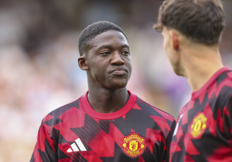 那不勒斯有意曼聯(lián)新星梅努，轉(zhuǎn)會(huì)前景取決于曼聯(lián)態(tài)度