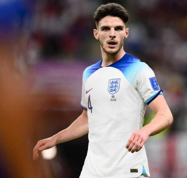 英格蘭隊(duì)世界杯首發(fā)陣容：多位置競爭激烈，圖赫爾面臨關(guān)鍵抉擇