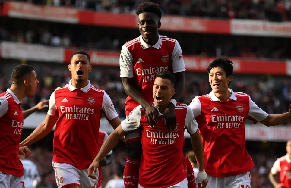 酋長(zhǎng)球場(chǎng)見(jiàn)證復(fù)興：阿森納歐冠狂飆突進(jìn)