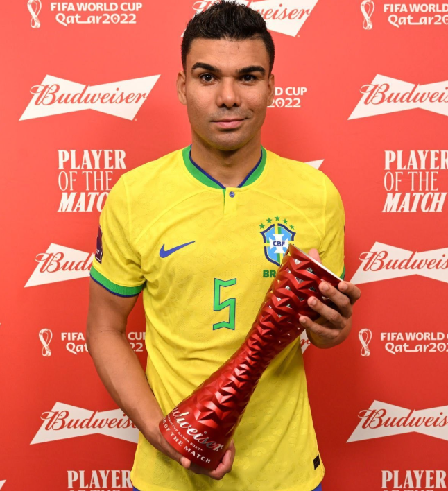 舍什科傷病牽動(dòng)曼聯(lián)鋒線，球隊(duì)陣容調(diào)整迎挑戰(zhàn)