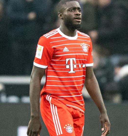 拜仁逆轉(zhuǎn)取勝后于帕梅卡諾談未來：無關(guān)金錢，專注當下