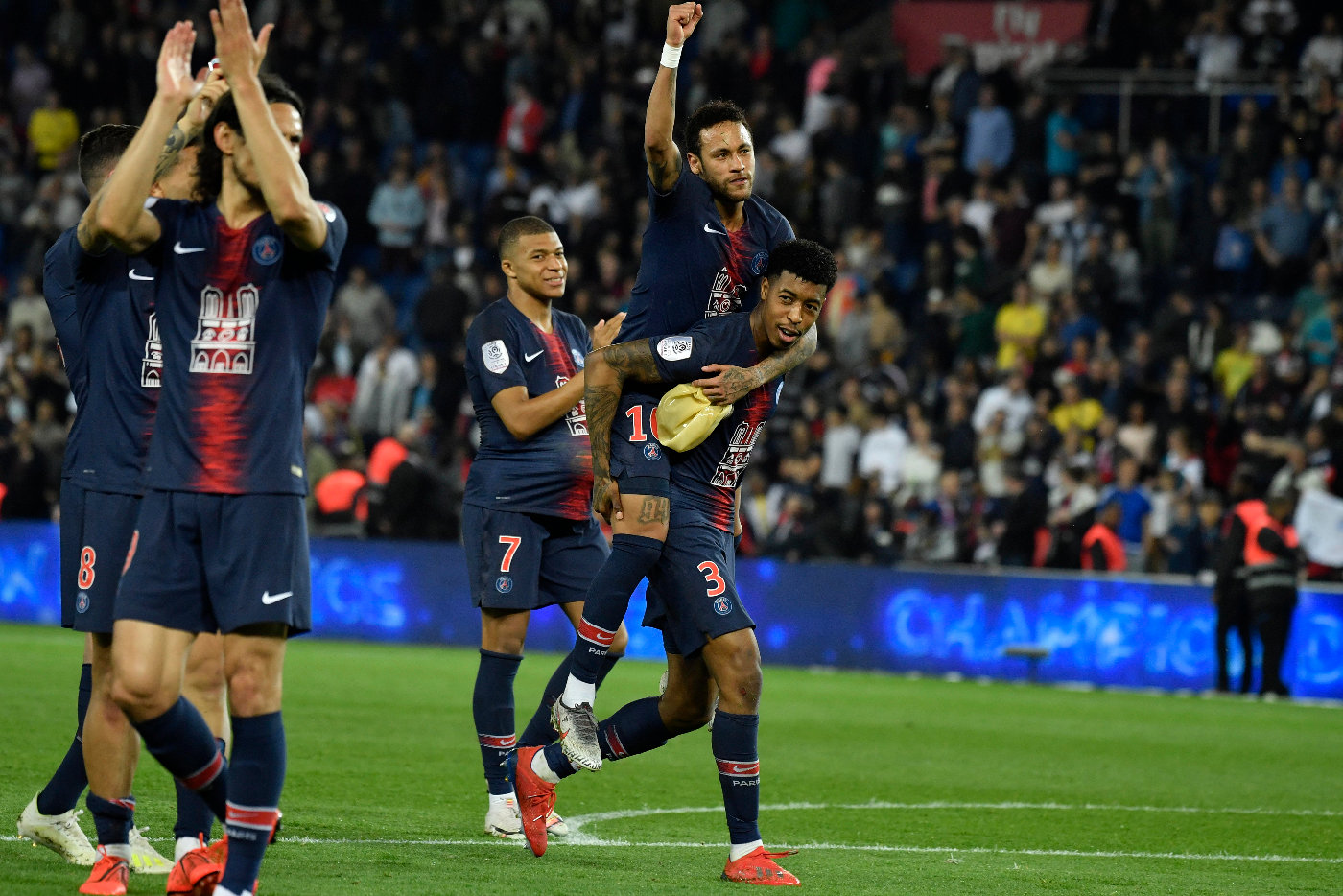 <a href='https://www.www.llxzyyy.com/news/tag/1124.html' style='color: blue;'>巴黎圣日耳曼</a>：歐冠征途上的榮耀征伐與堅(jiān)韌抗?fàn)? width=