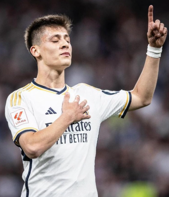 西甲第13輪居萊爾首發(fā)，皇馬戰(zhàn)平引對其比賽掌控力探討