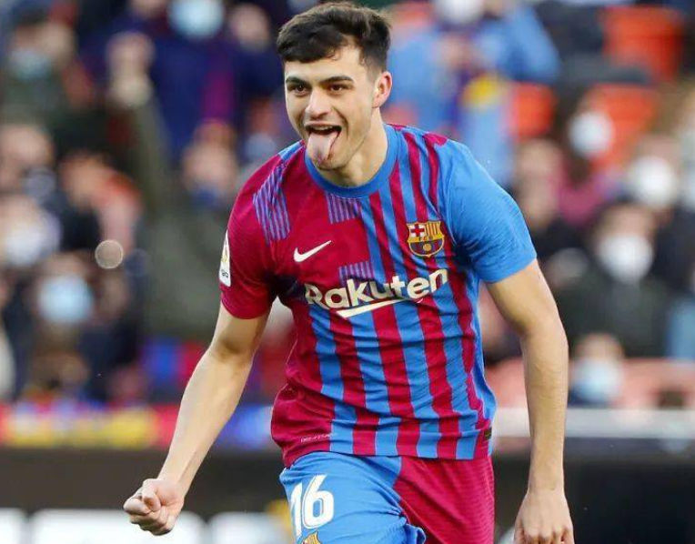 佩德里等球員回歸，弗里克盼巴薩逆襲爭冠