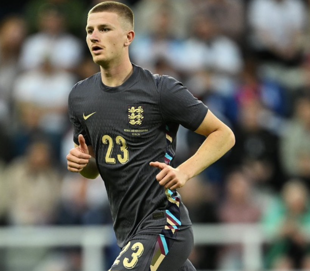 曼聯(lián)引援動態(tài)：沃頓成首選，歐戰(zhàn)資格成關(guān)鍵變量