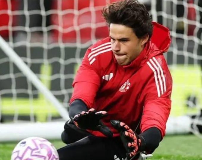 前曼聯(lián)門將博斯尼奇盛贊拉門斯，寄望曼聯(lián)復興