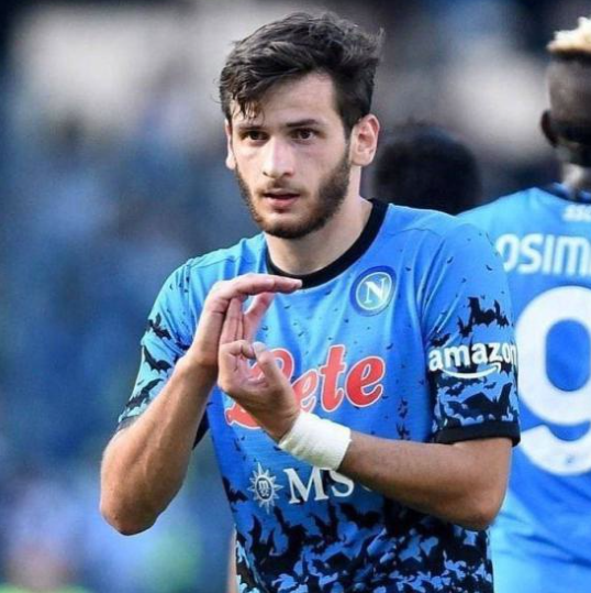 洲際杯決賽前夕：克瓦拉茨赫利亞謹(jǐn)慎回應(yīng)薩拉赫相關(guān)問(wèn)題